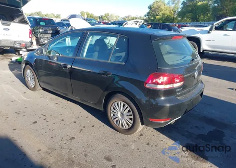 2013 Volkswagen Golf 2.5L 4-Door from USA, damaged, VIN WVWDB7AJ1DW088930
